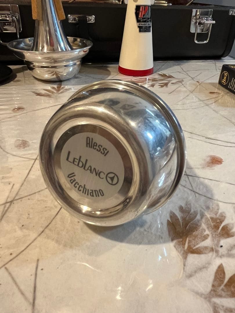 YAMAHA YTR2335 トランペット本体+付属品多数シルバー