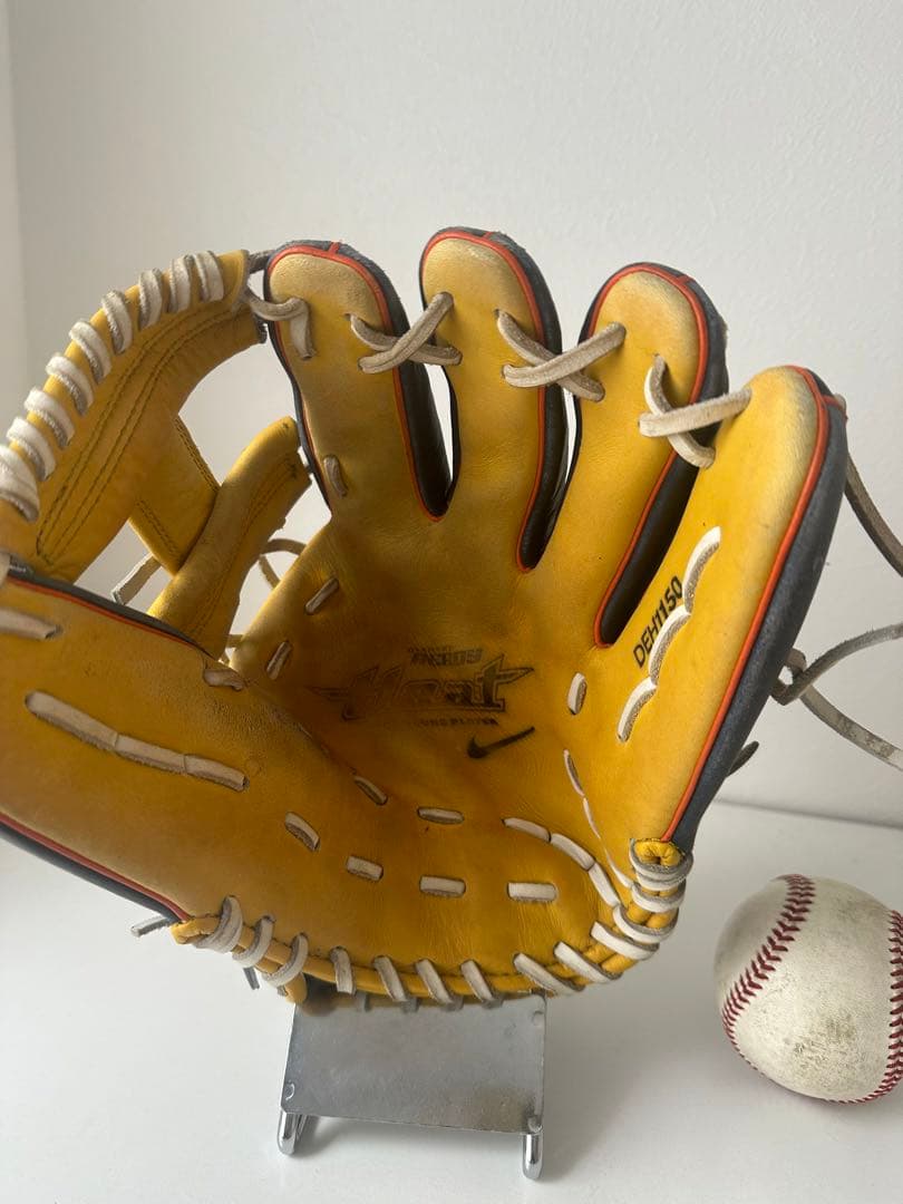 廃盤！Nike 軟式グローブ 黒/黄