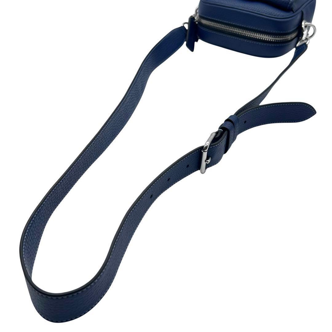 定価7.7万&未使用　COACH　ショルダーバッグ　ベック　クロスボディ　ロゴ