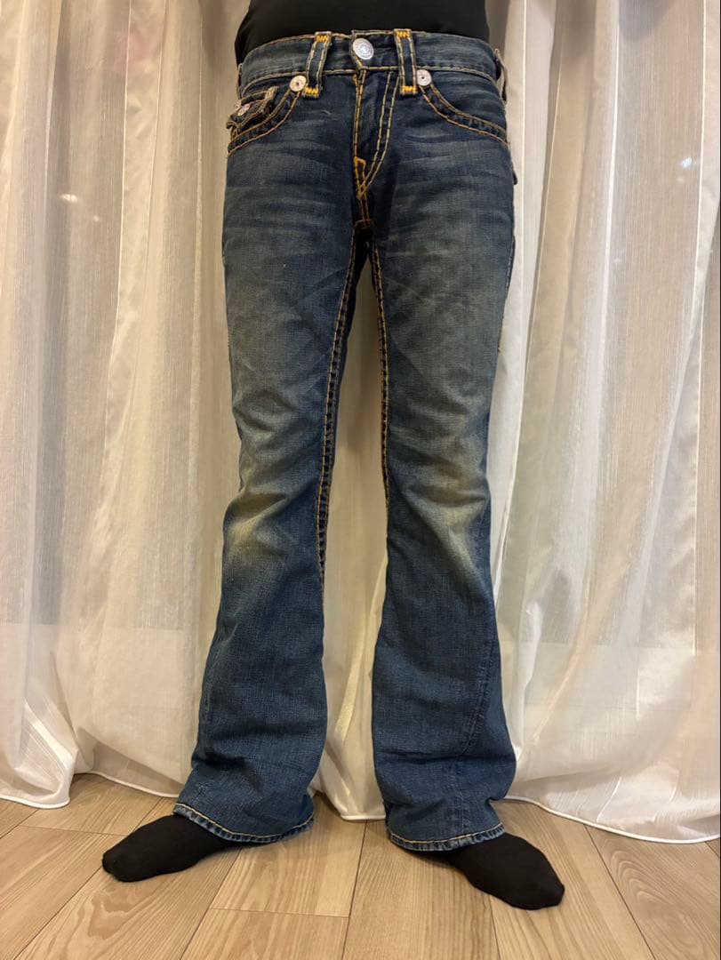 TRUE RELIGION JOEY SUPER T 29インチ フレアデニム