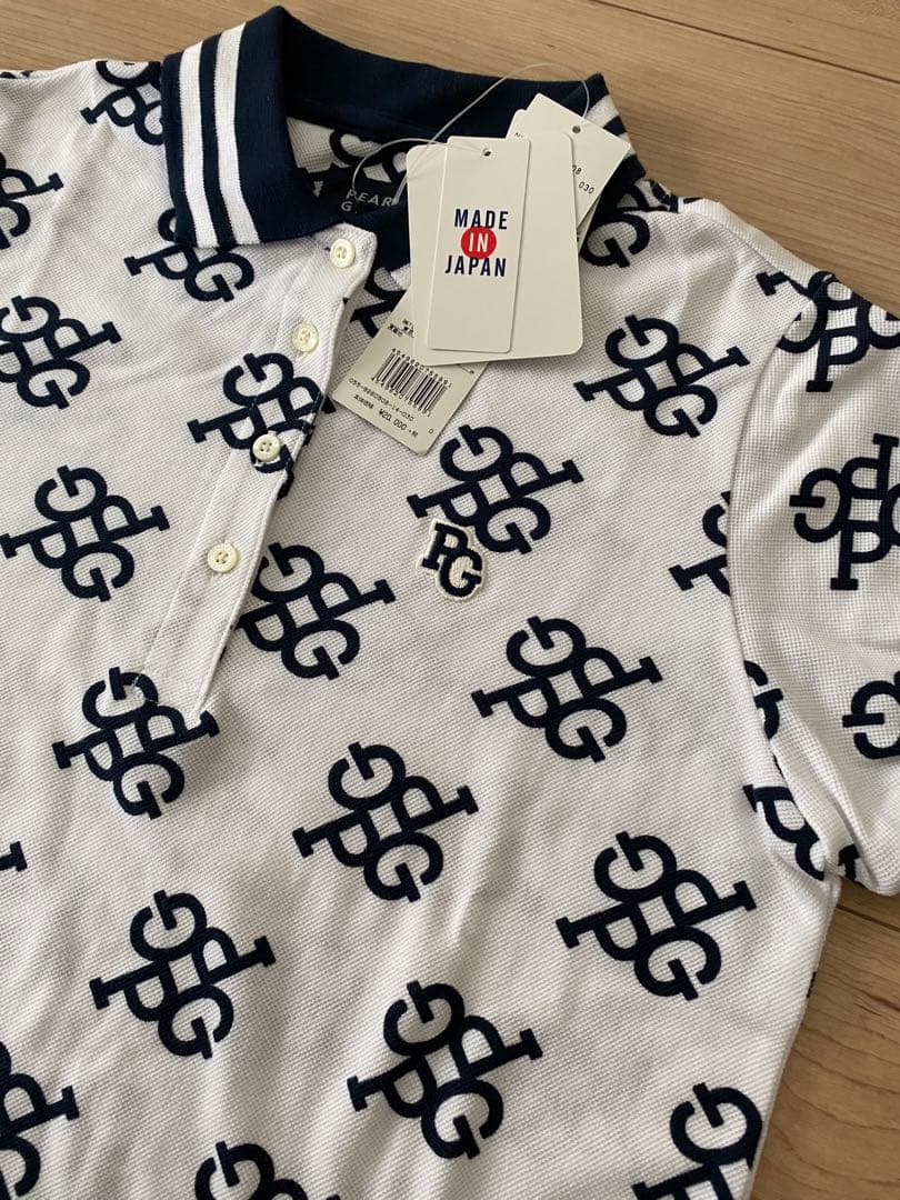 【新品！タグ付き！】PEARLYGATES モノグラム柄ポロシャツ