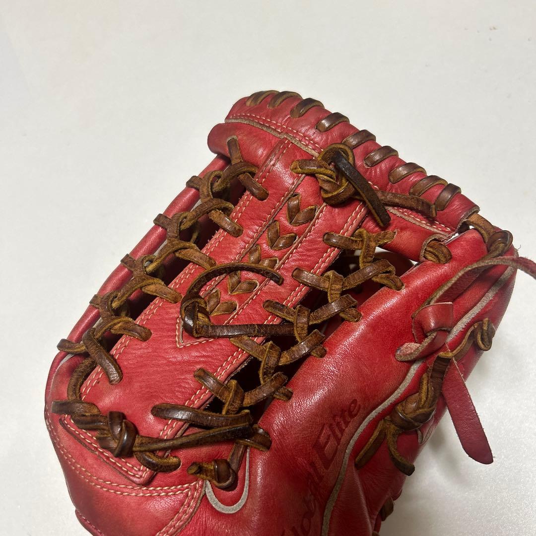 Mizuno Global Elite 軟式グローブ 赤