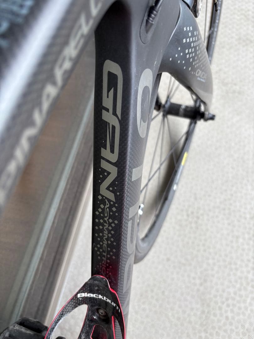 ピナレロ PINARELLO ガン GAN RS シャマルミレ 定価70万程度