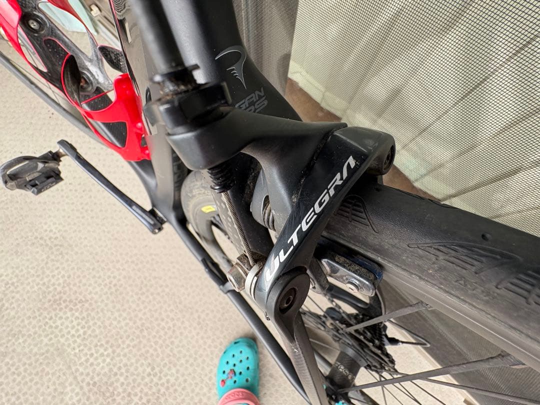 ピナレロ PINARELLO ガン GAN RS シャマルミレ 定価70万程度