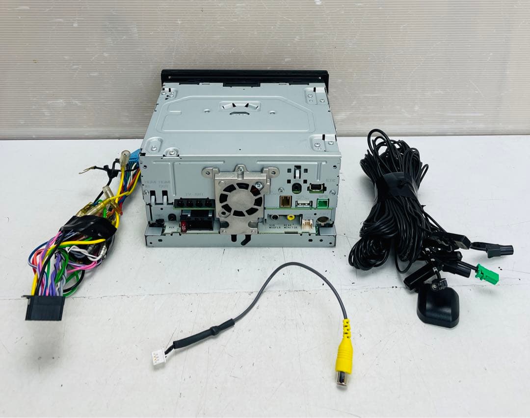 最新2025年地図搭載 AVIC-RZ711 カロッツェリア