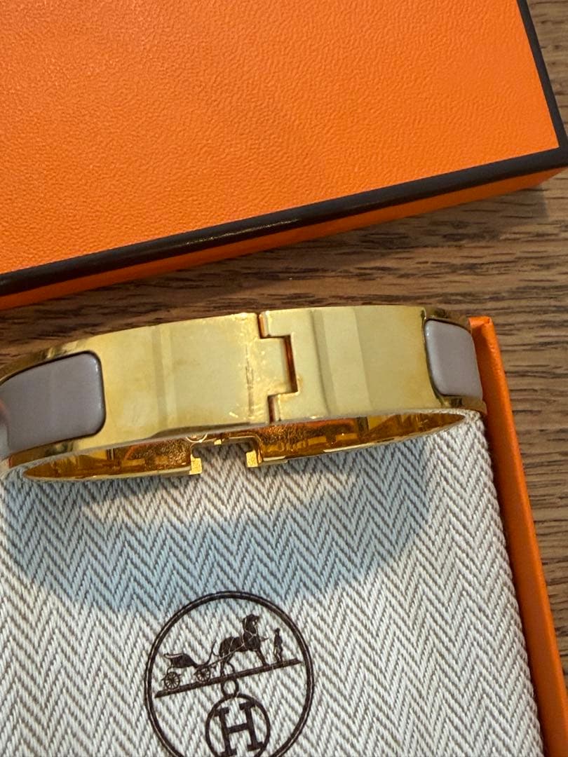 HERMES クリックH PMサイズ