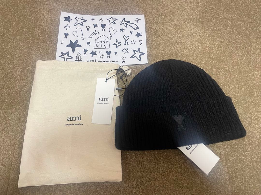 AMI PARIS(あみパレス) ニット帽