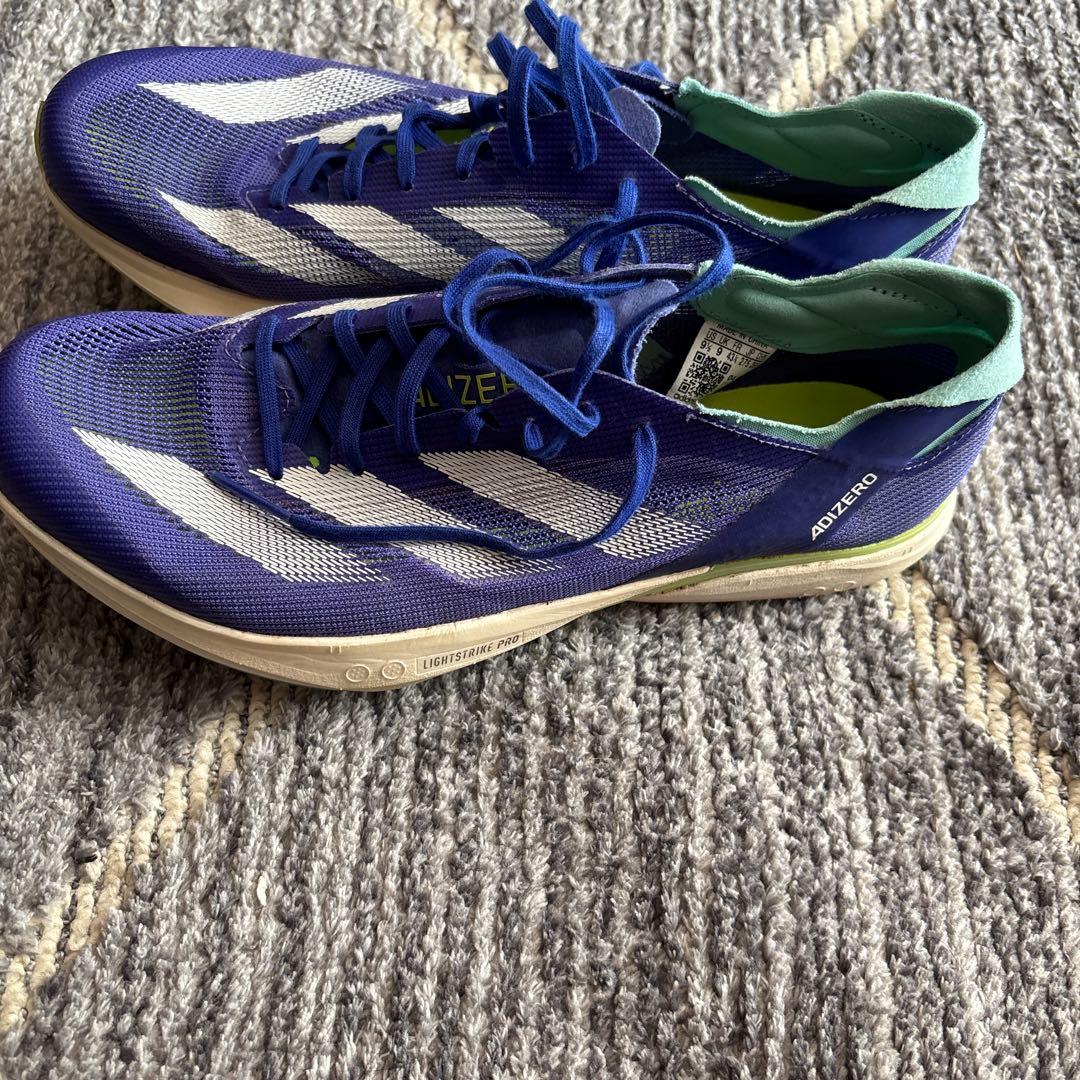 アディゼロ アバンチ