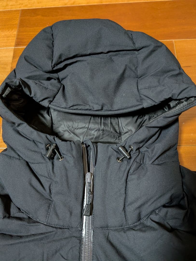 モンベル　パーマフロスト　ライトダウンパーカ　メンズS　ダウンジャケット