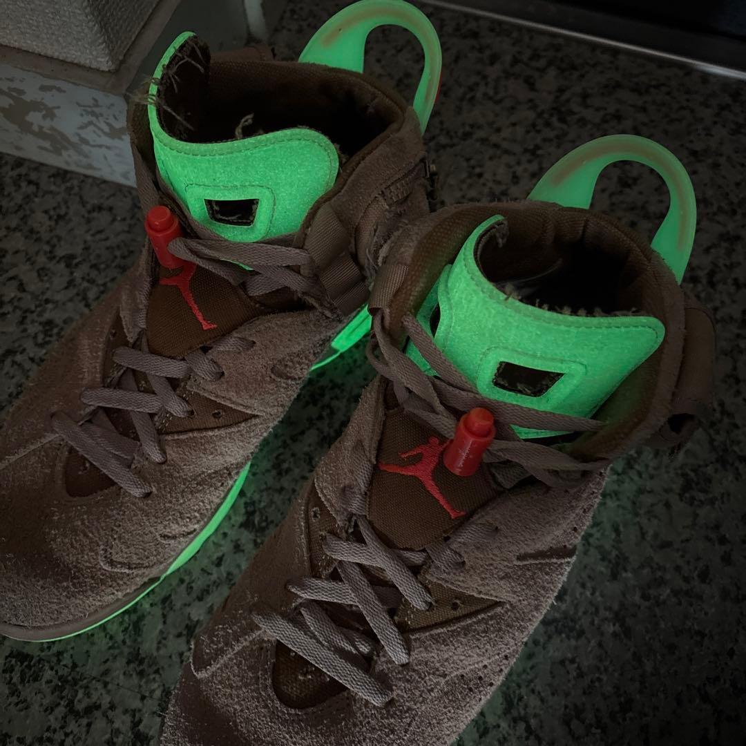 TRAVIS JORDAN6 BRITISH KHAKI トラヴィス　NIKE