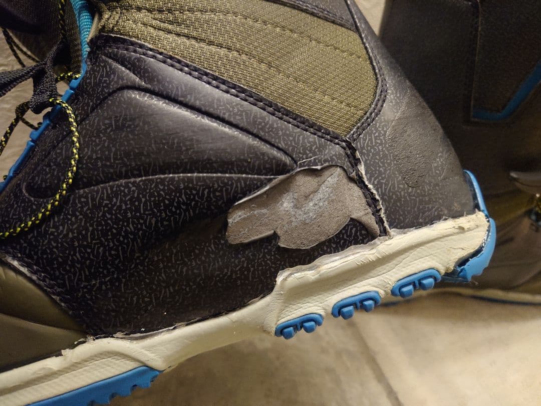 BURTON RULER-ASIAN FIT 28.0cm スノボブーツ