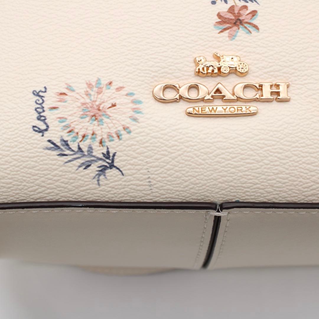 【極美品】COACH ミニ チャーリー リュックサック 花柄 レザー アイボリー