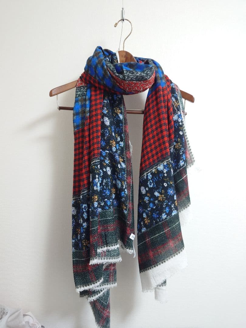 ファリエロ サルティ　Faliero Sarti　ストール　nonnative