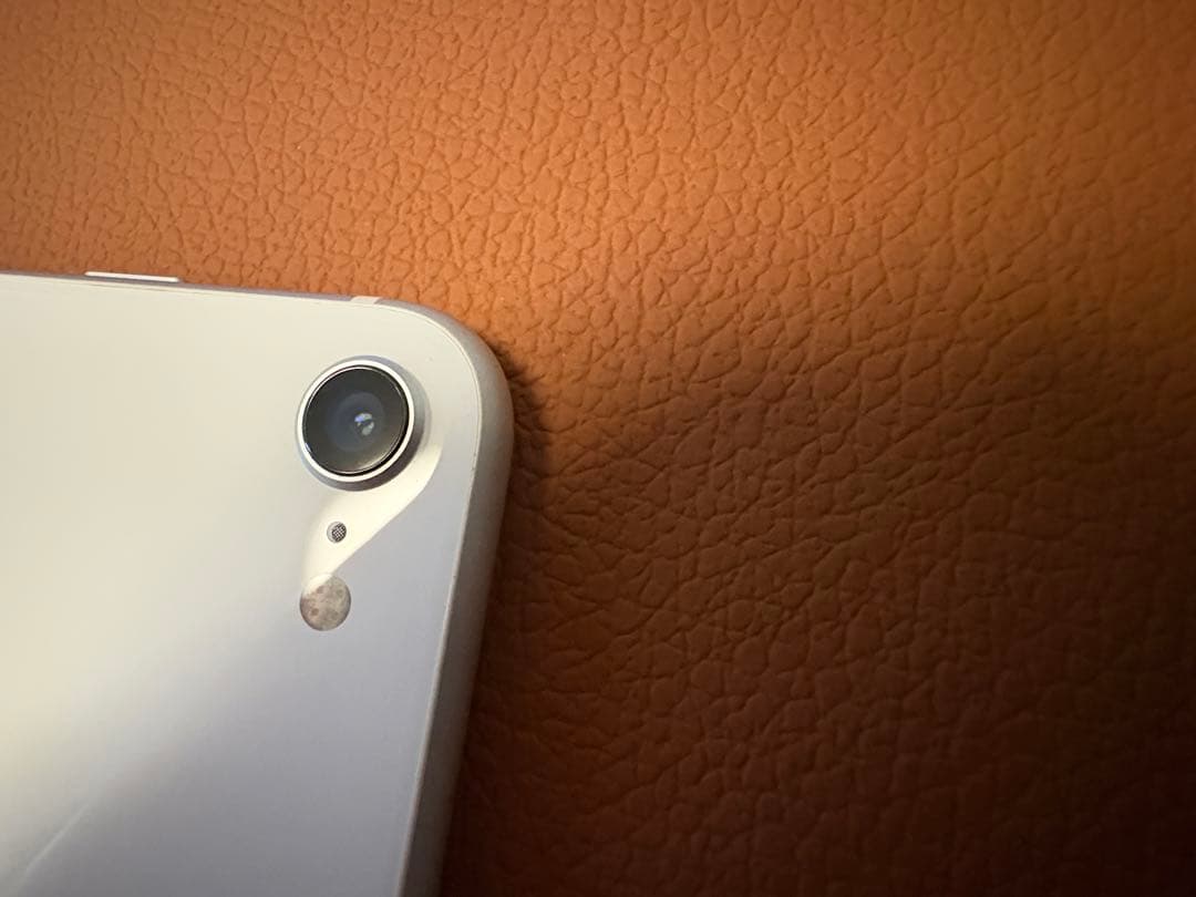 r*u様 iPhone SE (第2世代) 64GB ホワイト