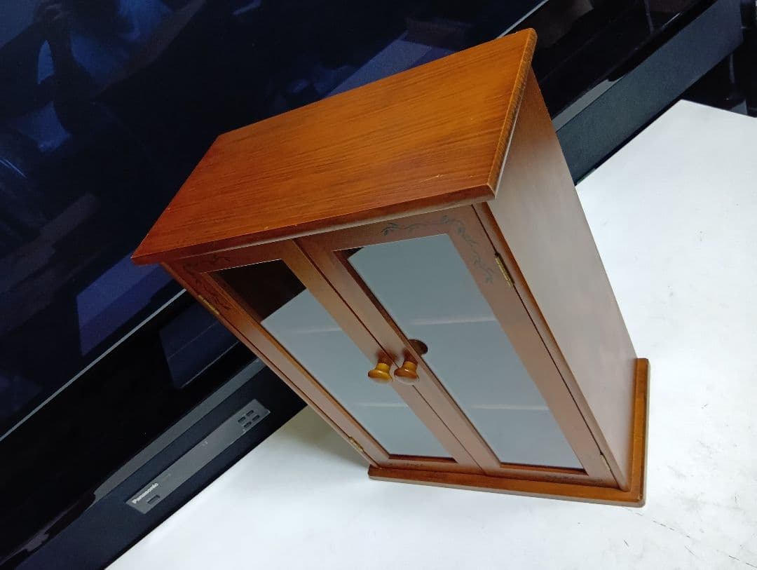 人気　ルーシーズバスケット　ウッド　ディスプレイ　キャビネット　廃盤