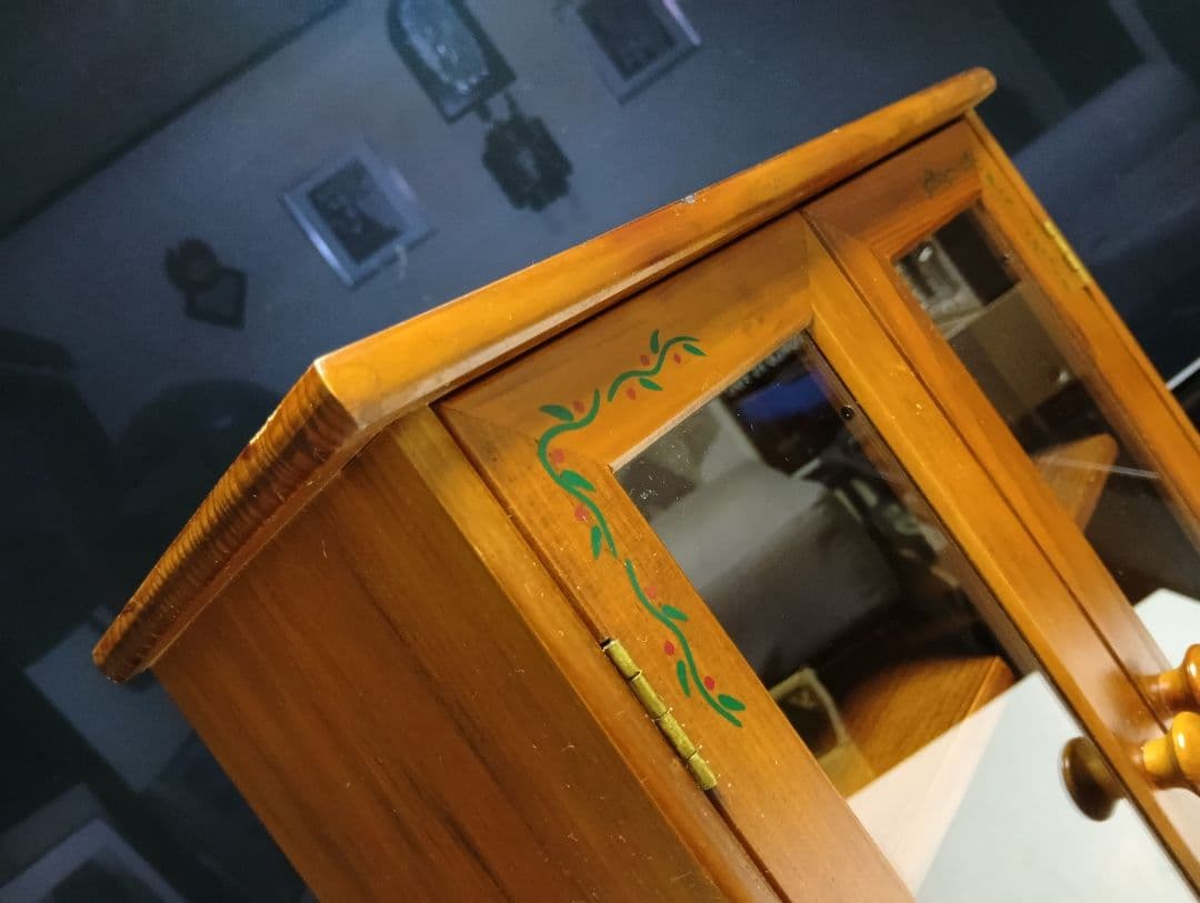 人気　ルーシーズバスケット　ウッド　ディスプレイ　キャビネット　廃盤