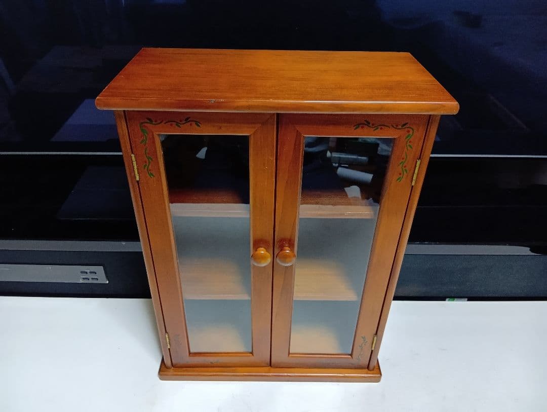 人気　ルーシーズバスケット　ウッド　ディスプレイ　キャビネット　廃盤