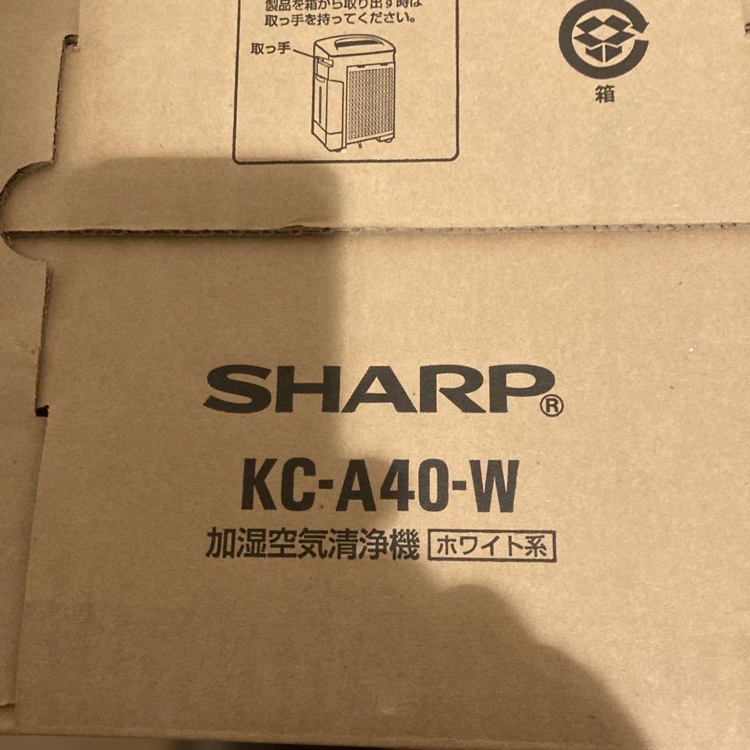 や*ん様 SHARP KC-A40-W 加湿空気清浄機 ホワイト系