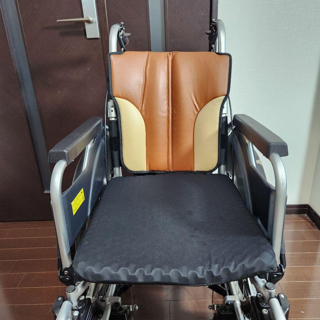 【送料無料】Miki　とまっティシリーズ　車椅子　SKT-400B