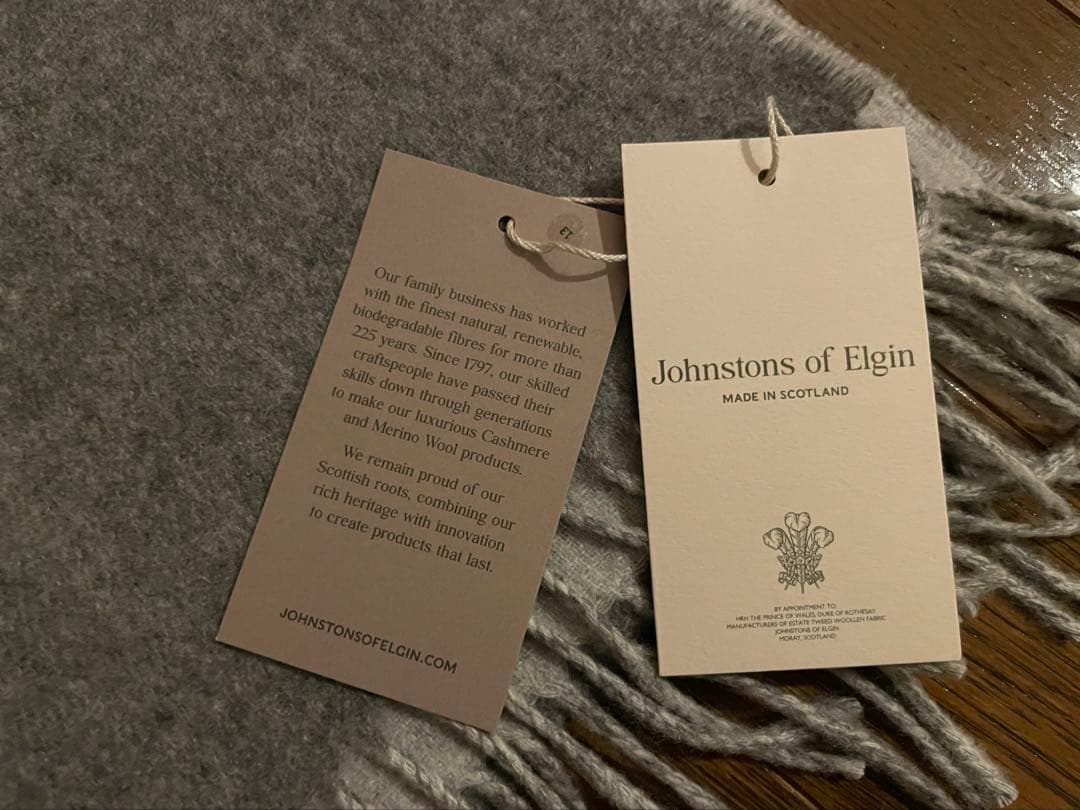 Johnstons of Elgin ストール(グレー)