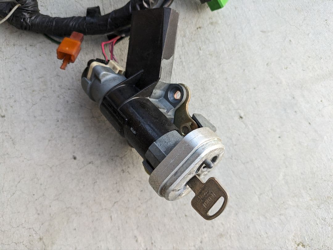 AF58 ズーマー メインハーネス キーシリンダー イグナイター 他 - メルカリ