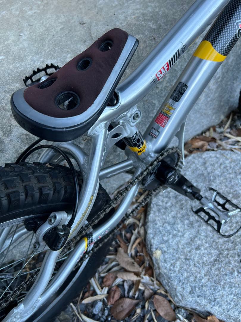 茨城県 引取限定 トライアル自転車 MONTY トライアルバイク20インチ