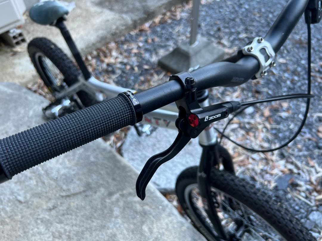 茨城県 引取限定 トライアル自転車 MONTY トライアルバイク20インチ