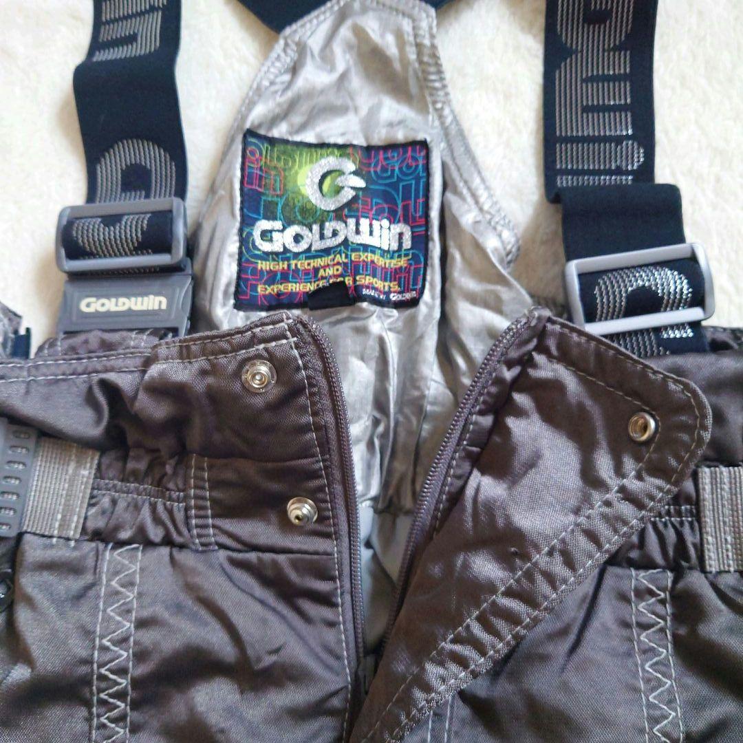ゴールドウイン スキーウェア 上下セット　シルバー/グレー　160