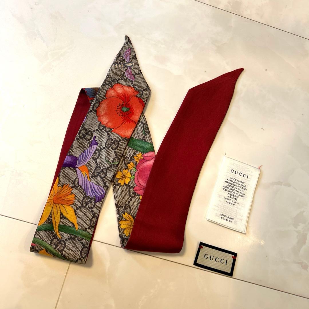 《12/16迄特価》 GUCCI スカーフ　赤　GGフローラプリントシルクリボン