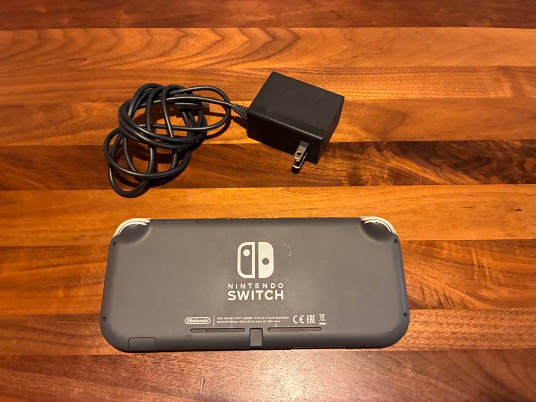 Switch right スイッチライト　本体