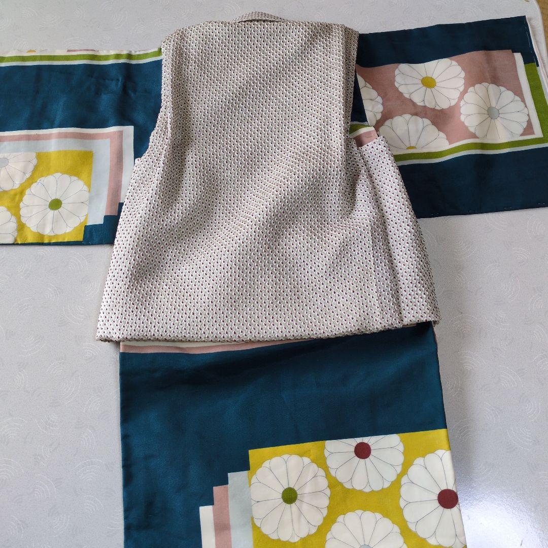 赤ちゃん着物と正絹総絞りの被布（中綿無し）