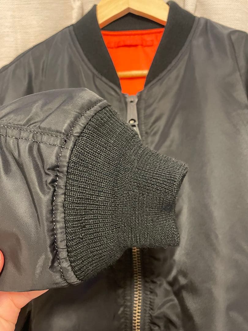 AVIREX MA-1ジャケット ブラック　アヴィレックス