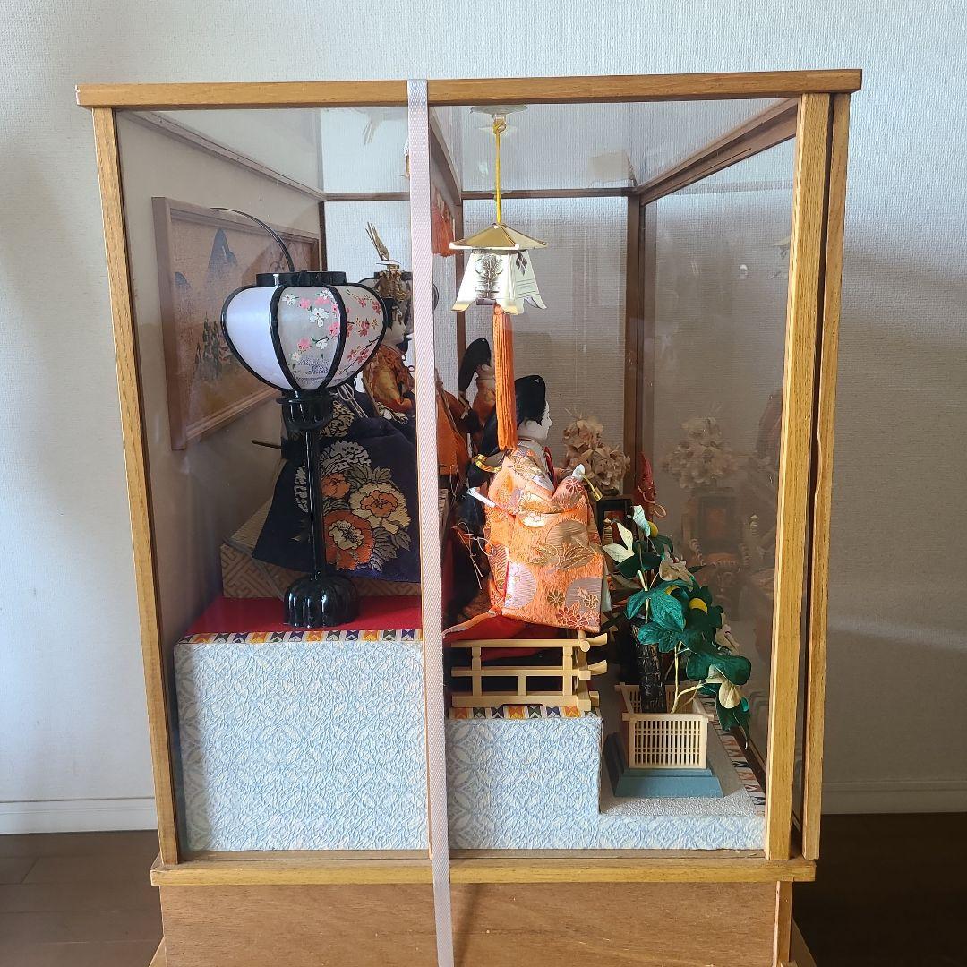 特選】雛人形 雛飾り 親王飾 彫刻 日本人形 オルゴール付き ケース入り