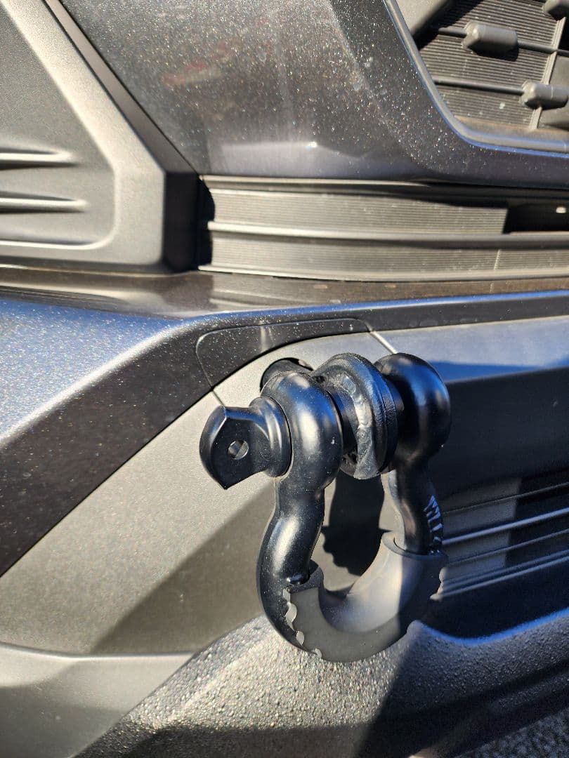 RAV4オフロードパッケージ2 牽引フック&加工済カバー(別売のため金額見直し)