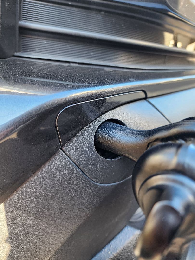 RAV4オフロードパッケージ2 牽引フック&加工済カバー(別売のため金額見直し)