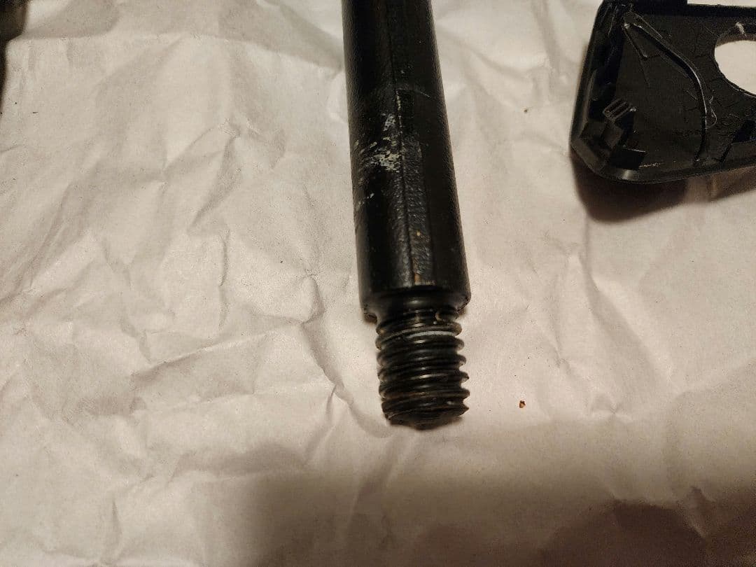 RAV4オフロードパッケージ2 牽引フック&加工済カバー(別売のため金額見直し)