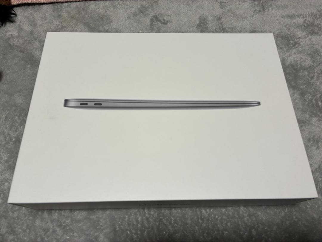 充放電回数32　8GM 256GB　M1 Apple MacBook Air美品