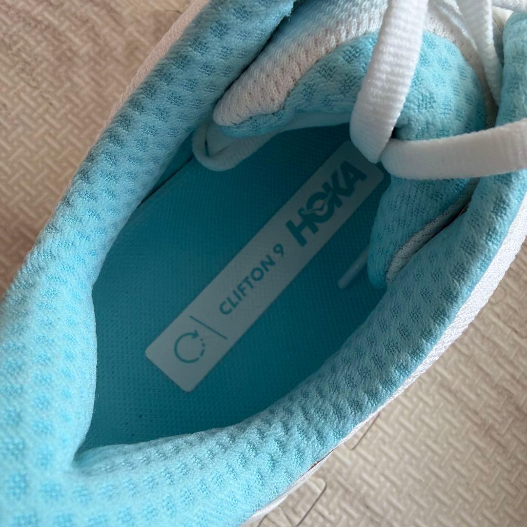 新品未使用品❤️HOKA❤️CLIFTON9 24センチ