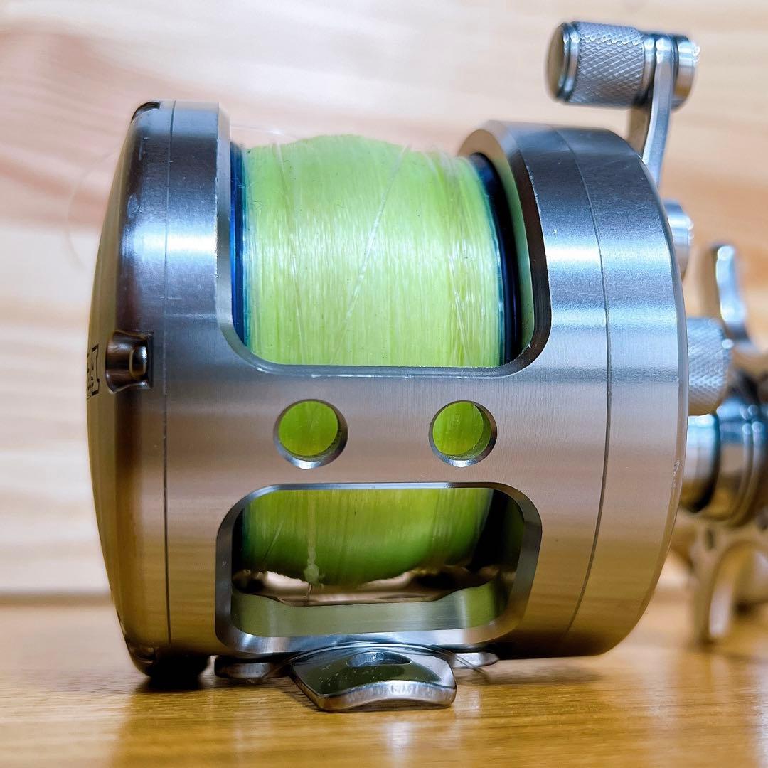 SALTIGA Z30 ソルティガ ダイワ ベイトリール 右ハンドル - メルカリ