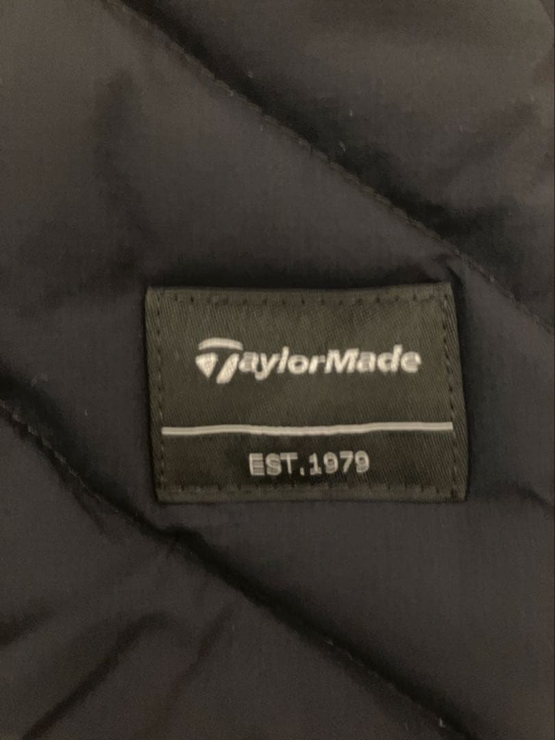 テーラーメイド　ゴルフ用　ダウンジャケット