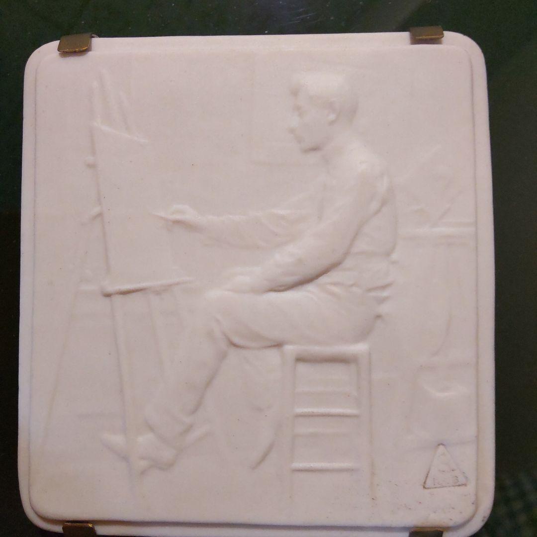 セーブル 白磁(ビスキュイ)浅浮彫り セーブル 白磁(ビスキュイ)浅浮