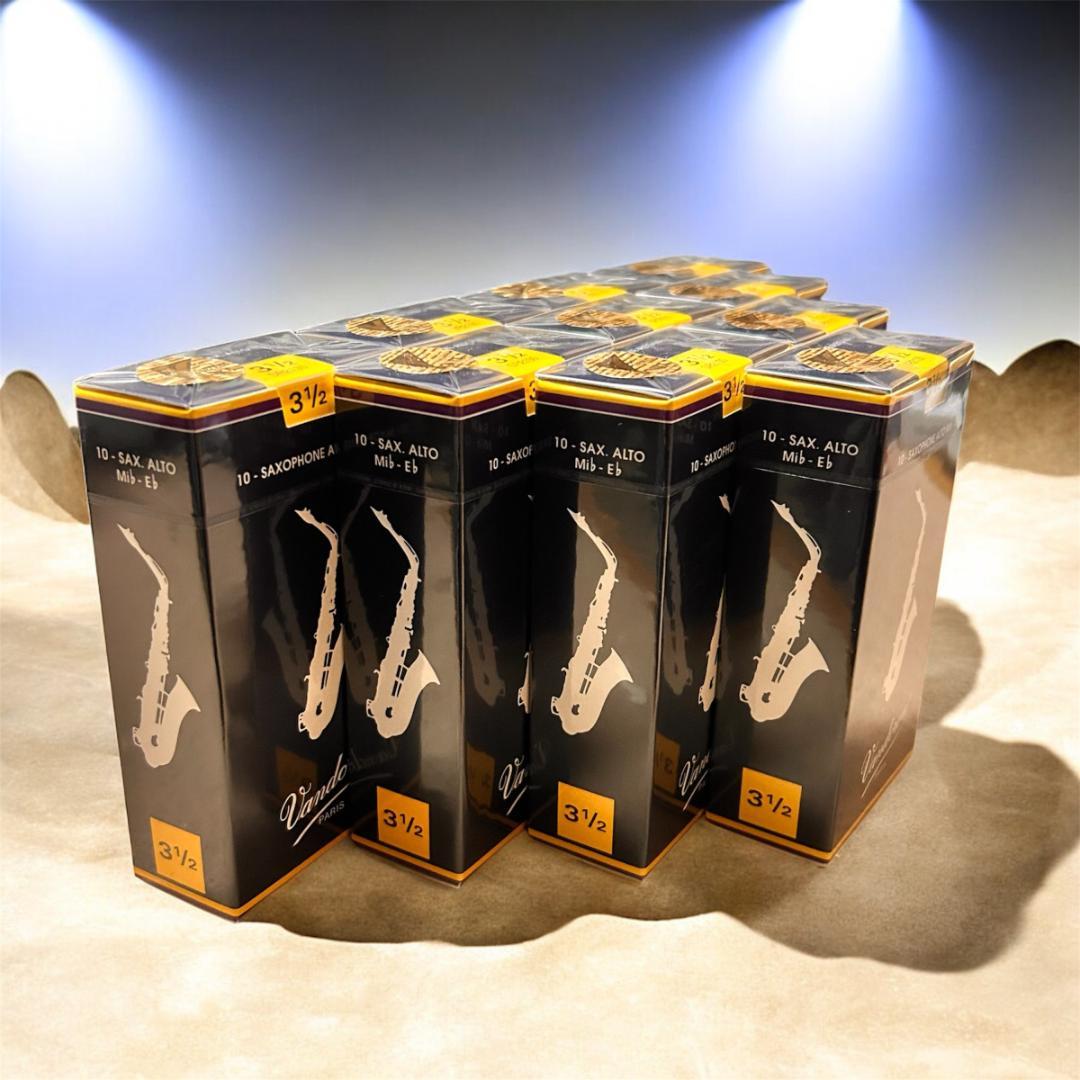 【新品・未開封】アルトサックス リード トラディショナル 青箱 #3_1/2