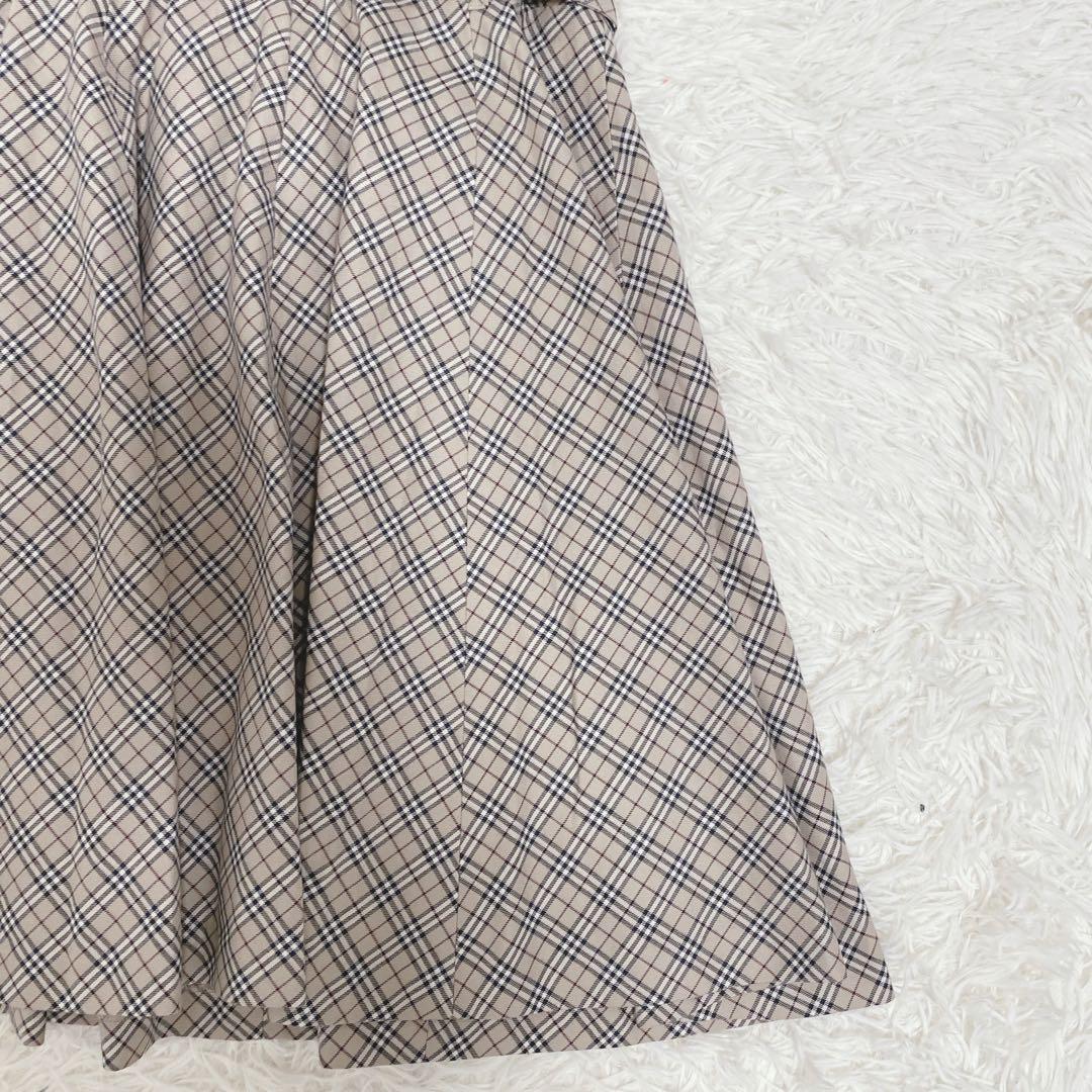 バーバリーブルーレーベル ノバチェック柄ワンピース ベルト付き ベージュ 上品