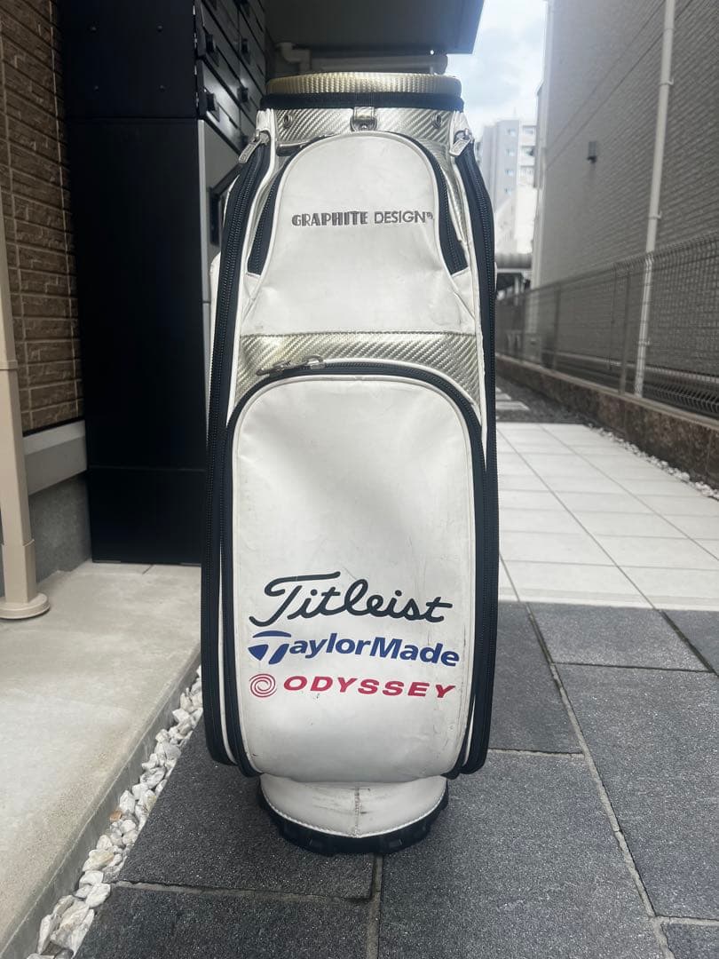 GRAPHITE DESIGN TOUR AD ゴルフバッグ　激レア