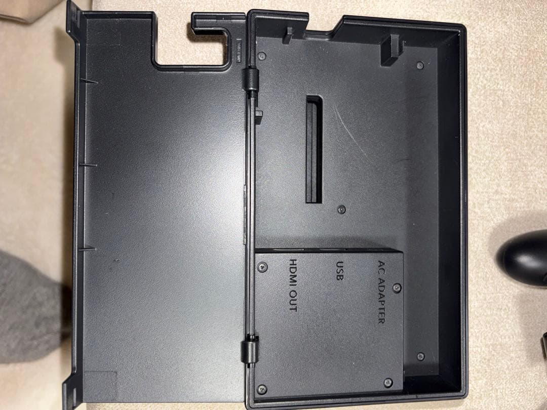 Nintendo Switch 本体 青/赤ジョイコン