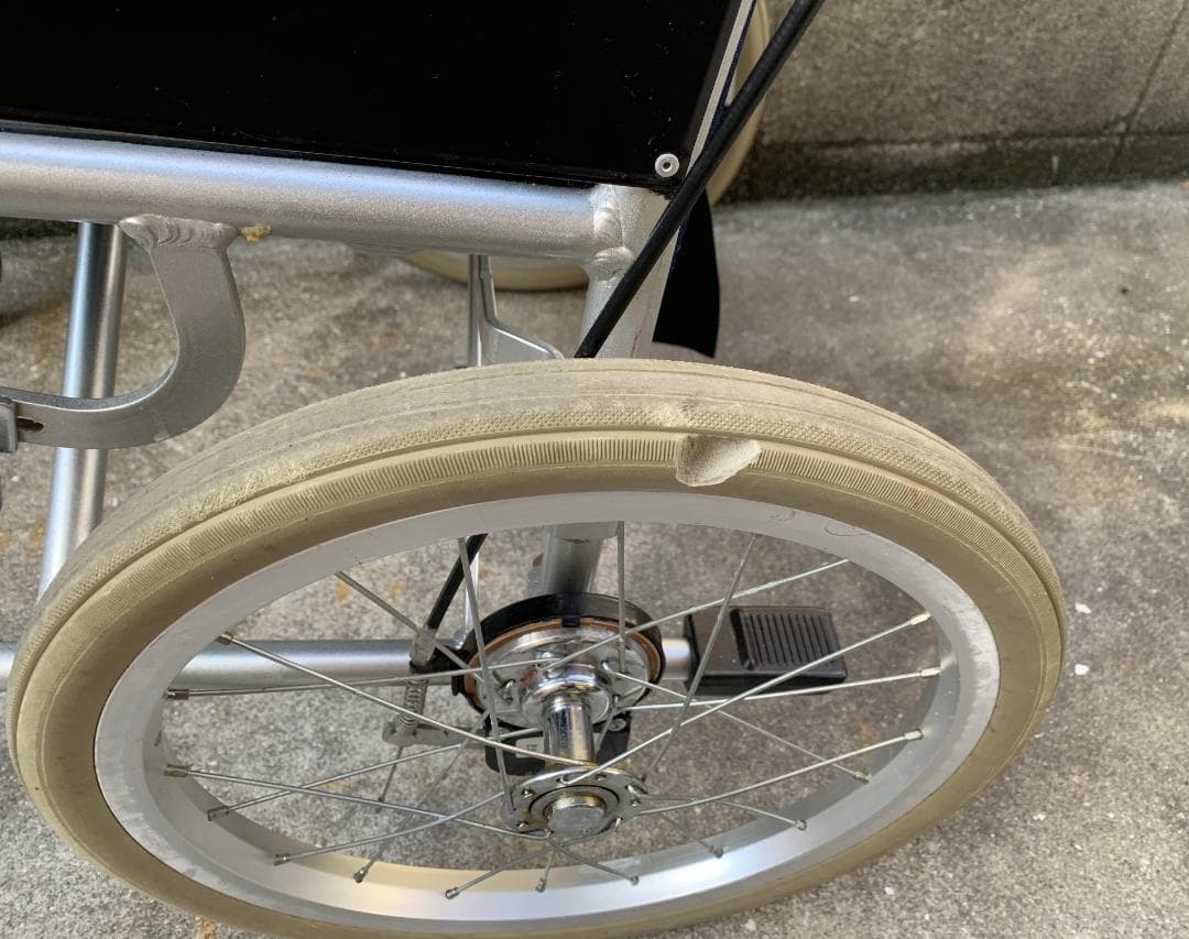 H】 カワムラサイクル 車椅子 車いす 介助用 介護 25112209