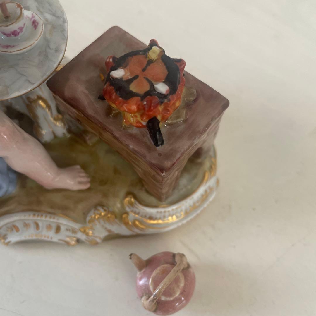 マイセン「ホットチョコレートを作る天使」四大元素:火 19世紀