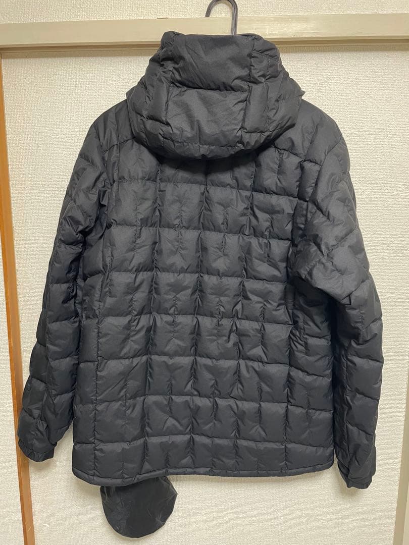 新品未使用品 モンベル イグニスダウン パーカー Lサイズ ダウンジャケット