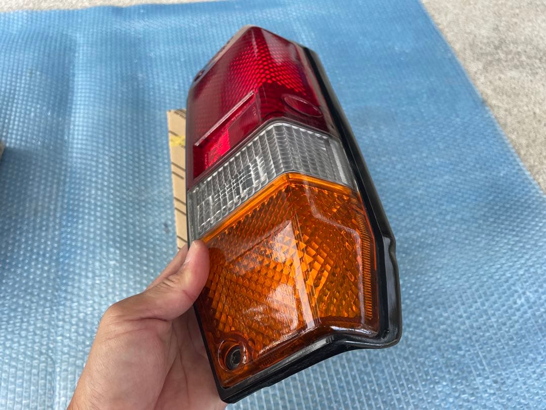 ランクル74ミドル FRPトップ用 純正テールランプ※美品
