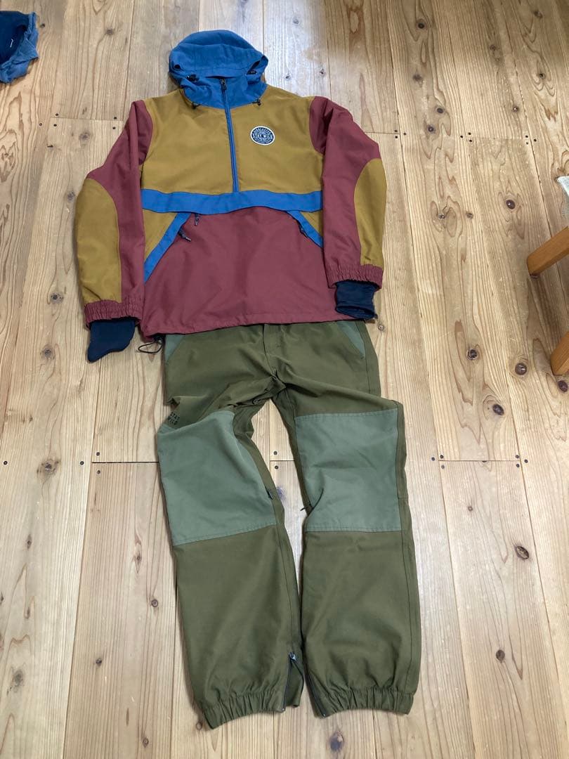 エアブラスター　スノーボードウエア　セットアップ